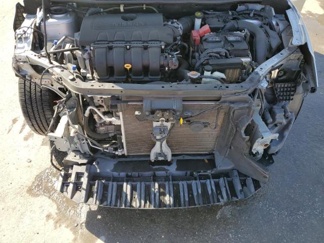 3N1AB7AP3JY291736 - 2018 NISSAN SENTRA S Silber Foto 11