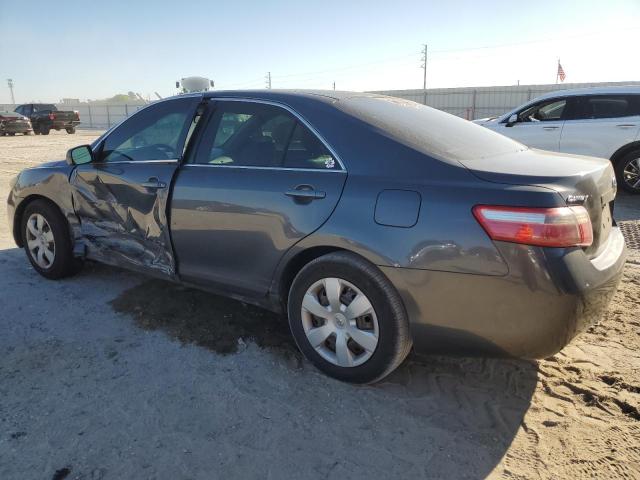 4T1BE46K07U093627 - 2007 TOYOTA CAMRY CE GRAY photo 2