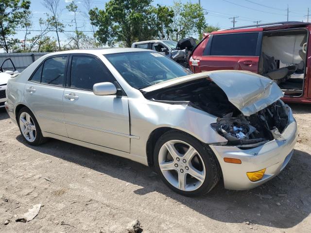 JTHBD182810018044 - 2001 LEXUS IS 300 SILVER photo 4