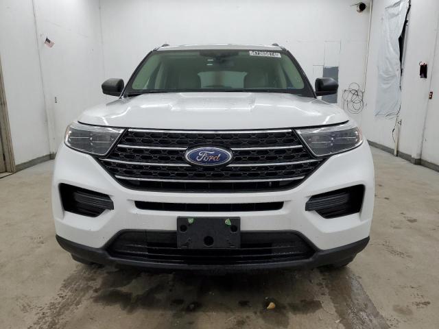 1FMSK8DH0LGA12660 - 2020 FORD EXPLORER XLT WHITE photo 5