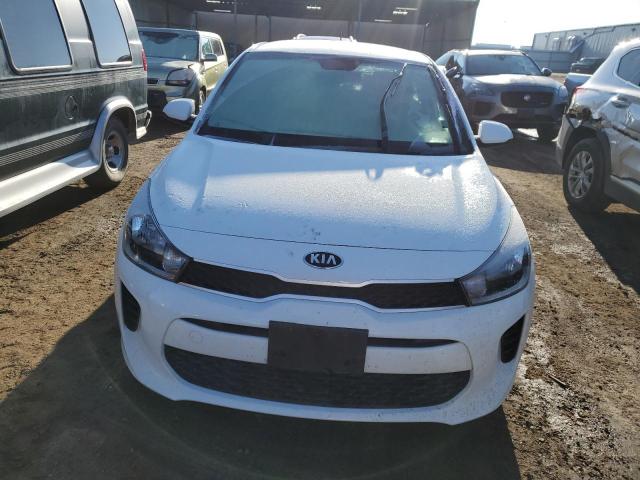 3KPA24AD4LE334499 - 2020 KIA RIO LX WHITE photo 5