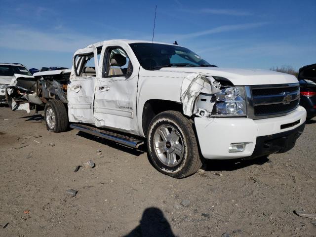 3GCRCTE09AG121843 - 2010 CHEVROLET SILVERADO C1500 LTZ WHITE photo 4