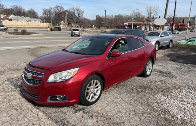 1G11D5RR3DF101911 - 2013 CHEVROLET MALIBU 1LT RED photo 2