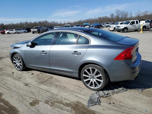 LYV612TK6GB097556 - 2016 VOLVO S60 PREMIER GRAY photo 2