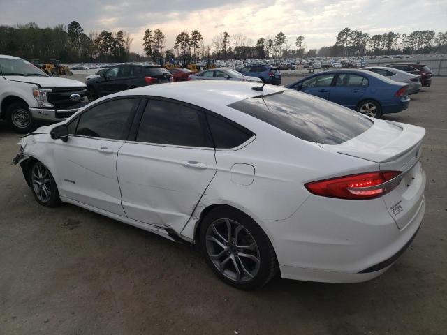 3FA6P0LU7HR295572 - 2017 FORD FUSION SE HYBRID WHITE photo 2