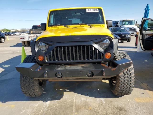 1J4FA24169L774037 - 2009 JEEP WRANGLER X YELLOW photo 5