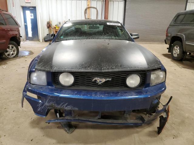 1ZVFT82H075218212 - 2007 FORD MUSTANG GT BLUE photo 5