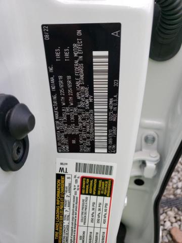 5TDGZRBH4NS589439 - 2022 TOYOTA HIGHLANDER XLE WHITE photo 13