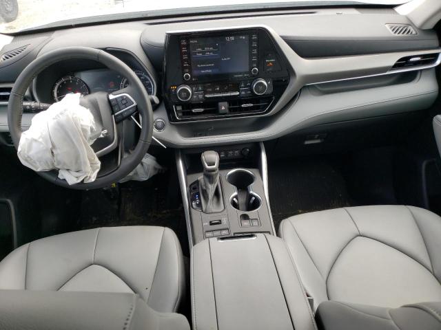5TDGZRBH4NS589439 - 2022 TOYOTA HIGHLANDER XLE WHITE photo 8