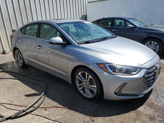 5NPD84LF2HH065092 - 2017 HYUNDAI ELANTRA SE SILVER photo 4