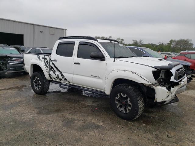 5TFJU4GN4DX036563 - 2013 TOYOTA TACOMA DOUBLE CAB PRERUNNER WHITE photo 4