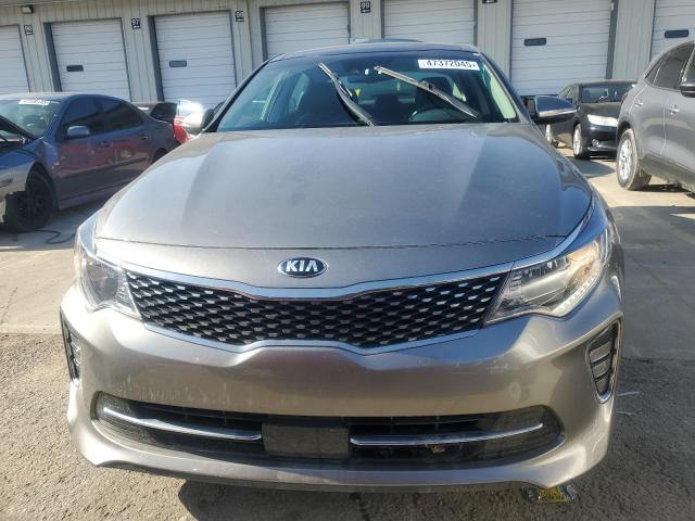 5XXGU4L33JG249036 - 2018 KIA OPTIMA EX GRAY photo 5