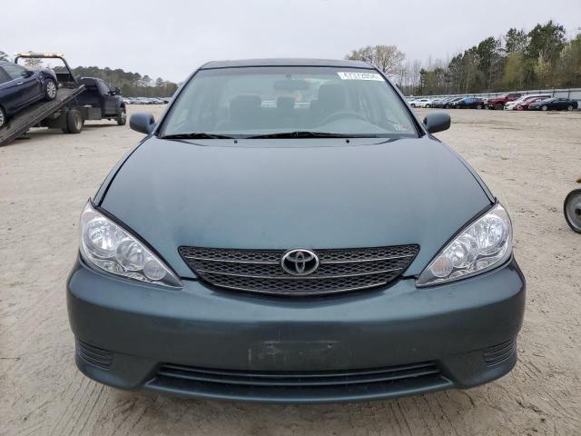 4T1BE32K25U425886 - 2005 TOYOTA CAMRY LE GREEN photo 5