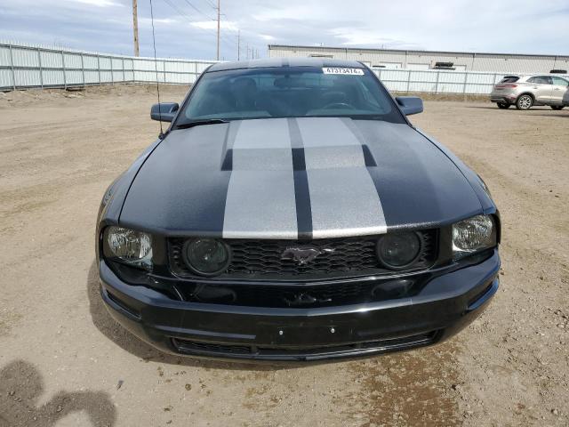 1ZVHT82H665147119 - 2006 FORD MUSTANG GT BLACK photo 5