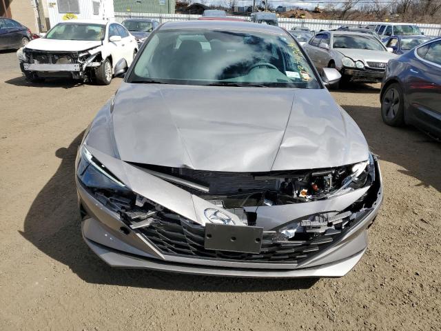 KMHLM4AJ6PU084811 - 2023 HYUNDAI ELANTRA BLUE SILVER photo 5