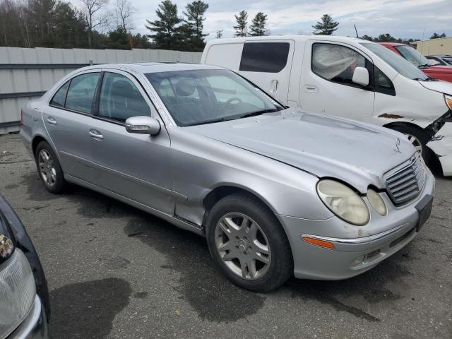 WDBUF82JX5X168584 - 2005 MERCEDES-BENZ E 320 4MATIC SILVER photo 4