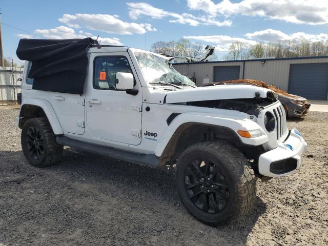 1C4JJXP67MW768646 - 2021 JEEP WRANGLER U SAHARA 4XE WHITE photo 4