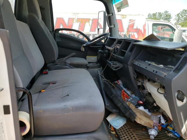 JALE5W160J7900871 - 2018 ISUZU NQR WHITE photo 5