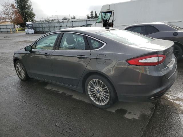 3FA6P0T96FR309664 - 2015 FORD FUSION SE GRAY photo 2