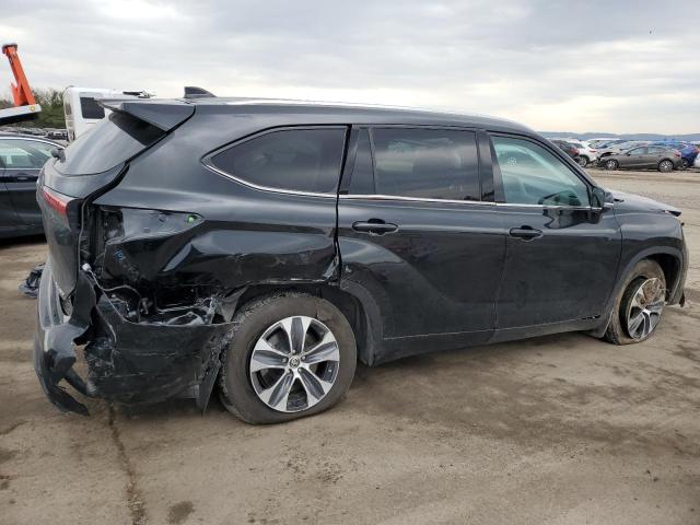 5TDGZRBH1MS152156 - 2021 TOYOTA HIGHLANDER XLE BLACK photo 3