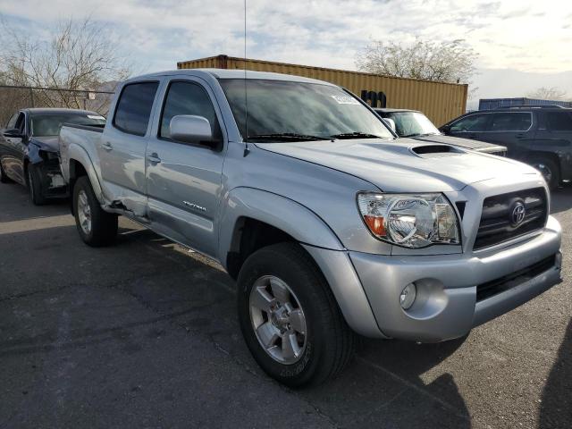 5TEJU62N85Z093846 - 2005 TOYOTA TACOMA DOUBLE CAB PRERUNNER SILVER photo 4
