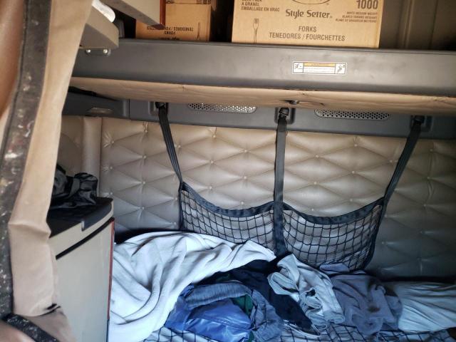 3AKJGLD54GSGS8014 - 2016 FREIGHTLINER CASCADIA 1 BROWN photo 6