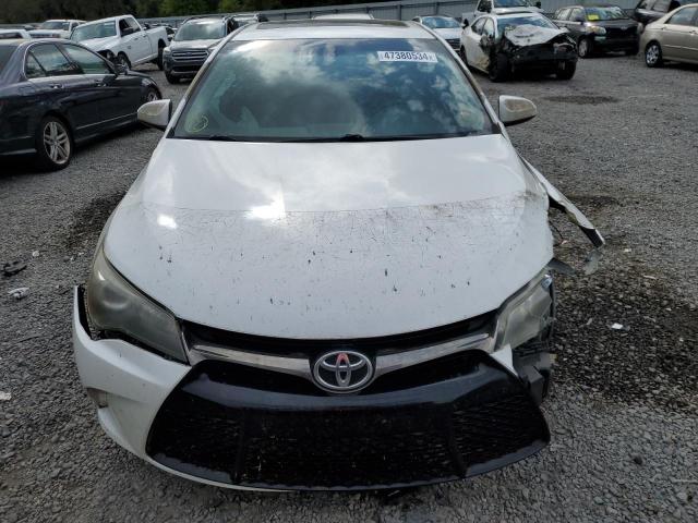 4T1BF1FK8FU069988 - 2015 TOYOTA CAMRY LE WHITE photo 5