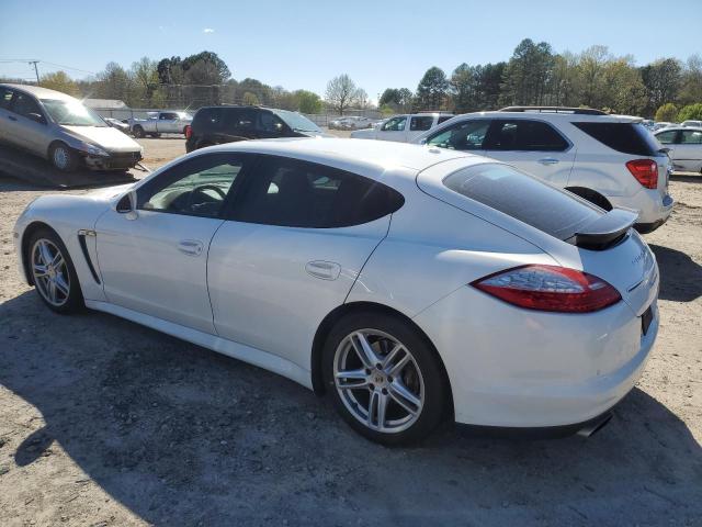 WP0AA2A76BL021882 - 2011 PORSCHE PANAMERA 2 WHITE photo 2