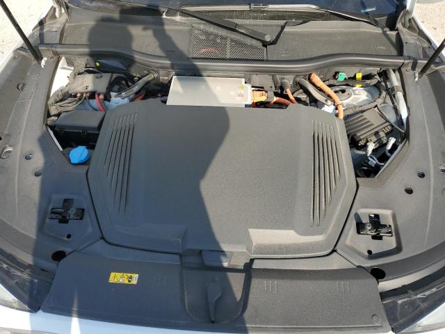 WA13CBGE4NB025698 - 2022 AUDI E-TRON SPORTBACK PRESTIGE WHITE photo 12