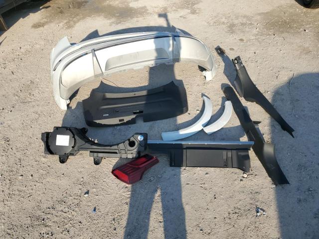 WA13CBGE4NB025698 - 2022 AUDI E-TRON SPORTBACK PRESTIGE WHITE photo 13