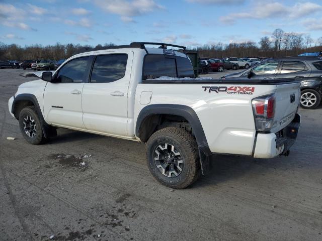 3TYCZ5AN9NT102528 - 2022 TOYOTA TACOMA DOUBLE CAB WHITE photo 2