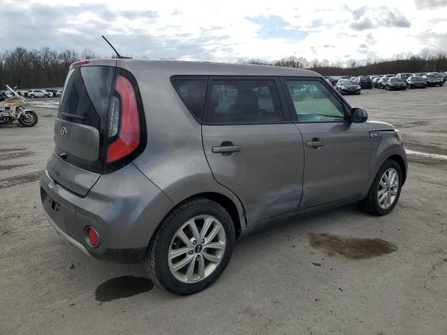 KNDJP3A56J7603720 - 2018 KIA SOUL + GRAY photo 3