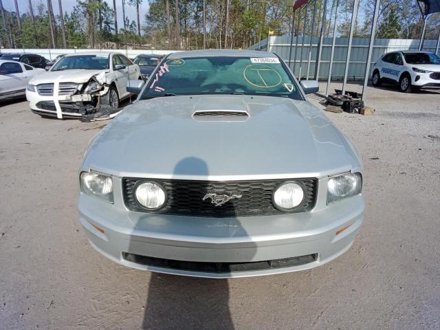 1ZVHT82H055212853 - 2005 FORD MUSTANG GT GRAY photo 5