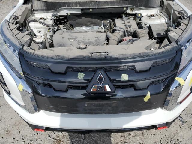 JA4AR3AU4LU025388 - 2020 MITSUBISHI OUTLANDER ES WHITE photo 12