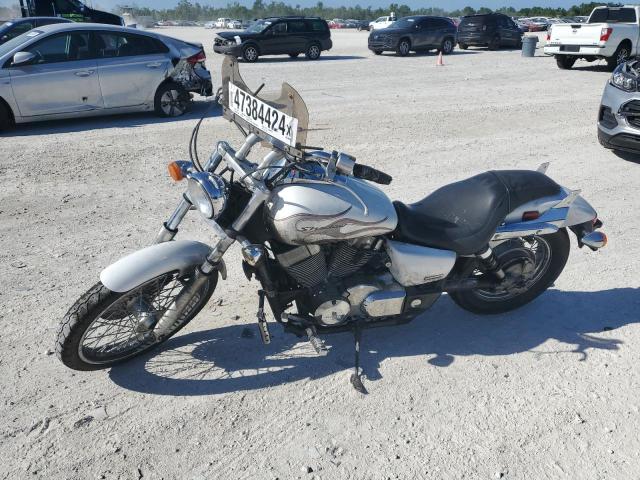 JH2RC53439K201247 - 2009 HONDA VT750 C2F WHITE photo 3