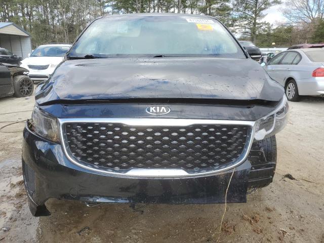 KNDMB5C1XG6179992 - 2016 KIA SEDONA LX BLACK photo 5