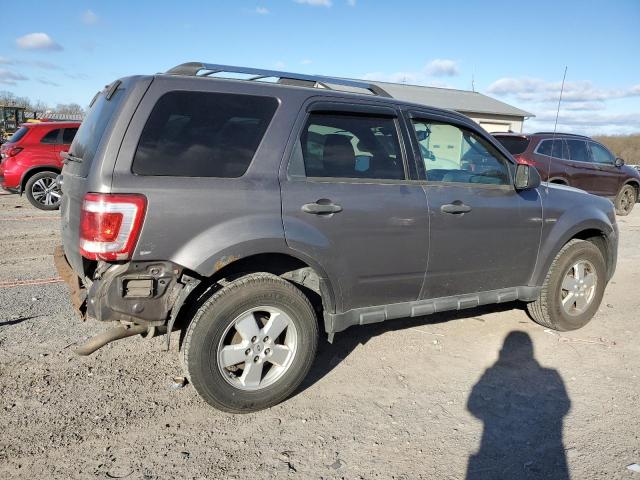 1FMCU9D76BKB17596 - 2011 FORD ESCAPE XLT GRAY photo 3