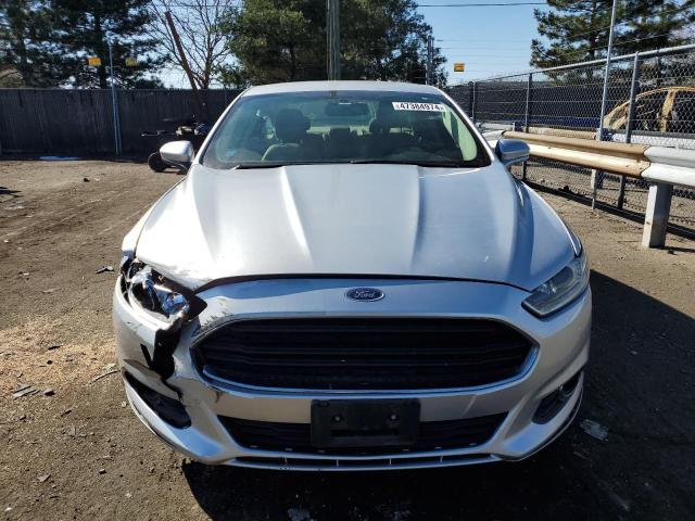 3FA6P0H98ER259826 - 2014 FORD FUSION SE SILVER photo 5