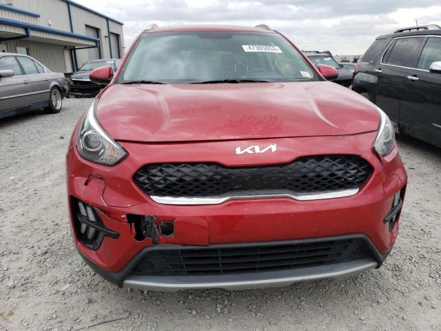 KNDCB3LC6N5528926 - 2022 KIA NIRO LX RED photo 5