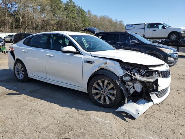 5XXGT4L32GG047719 - 2016 KIA OPTIMA LX WHITE photo 4