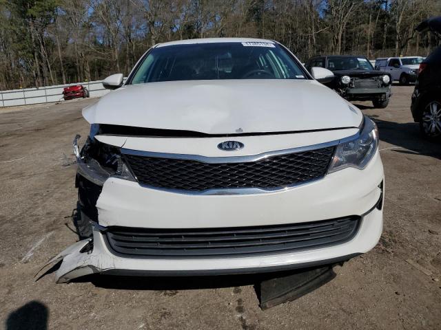 5XXGT4L32GG047719 - 2016 KIA OPTIMA LX WHITE photo 5