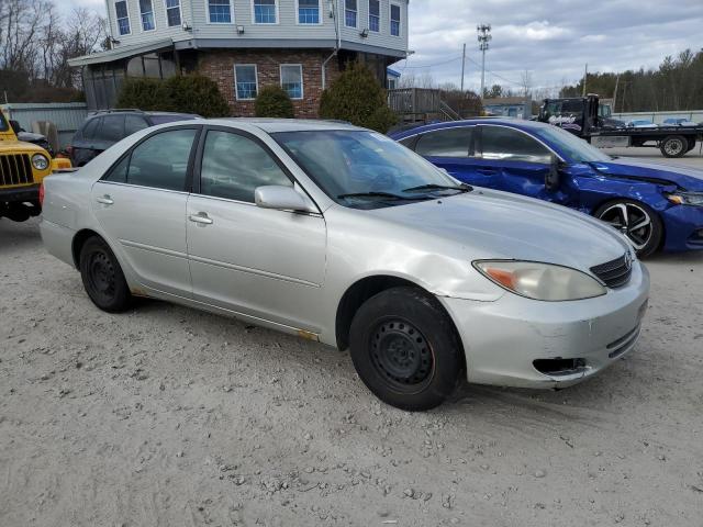 JTDBE32K040280339 - 2004 TOYOTA CAMRY LE SILVER photo 4