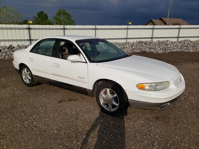 2G4WF5514Y1279116 - 2000 BUICK REGAL GS WHITE photo 4