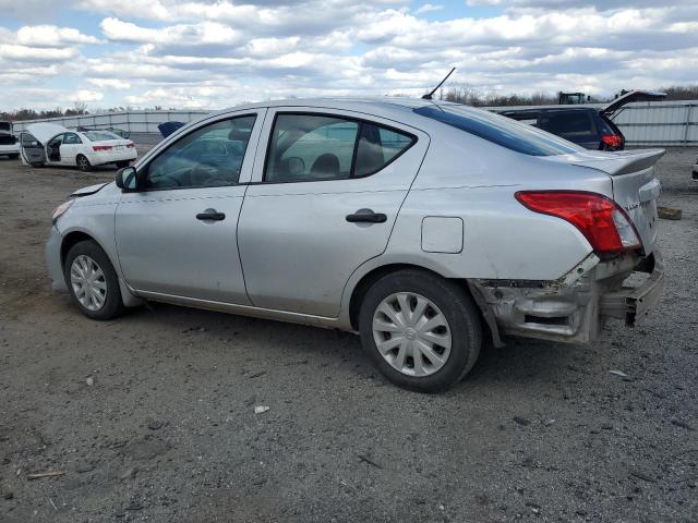 3N1CN7AP0FL960498 - 2015 NISSAN VERSA S SILVER photo 2