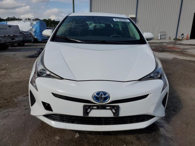 JTDKARFU6G3520961 - 2016 TOYOTA PRIUS WHITE photo 5