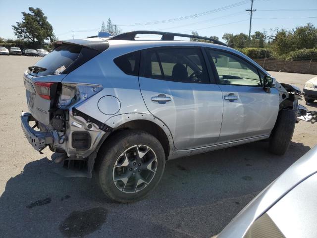 JF2GTAECXL8217884 - 2020 SUBARU CROSSTREK PREMIUM SILVER photo 3