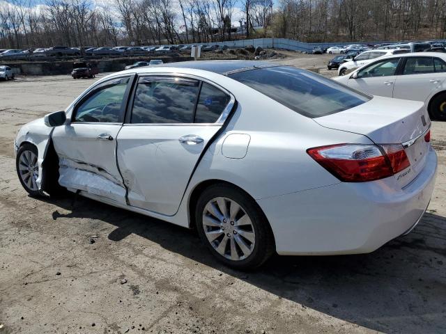 1HGCR2F77DA098982 - 2013 HONDA ACCORD EX WHITE photo 2