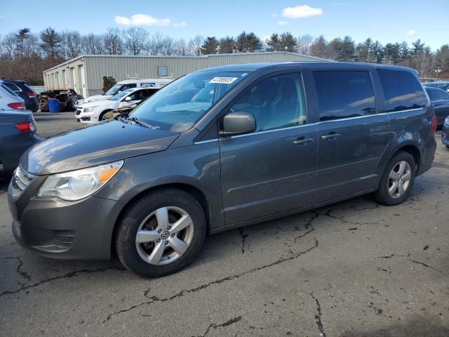 2010 VOLKSWAGEN ROUTAN SEL, null