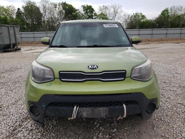 KNDJN2A25H7882089 - 2017 KIA SOUL GREEN photo 5