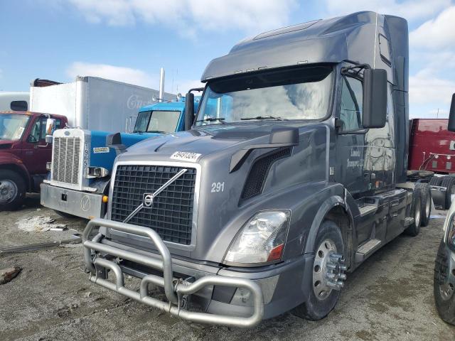 4V4NC9EH1CN544132 - 2012 VOLVO VN VNL GRAY photo 2